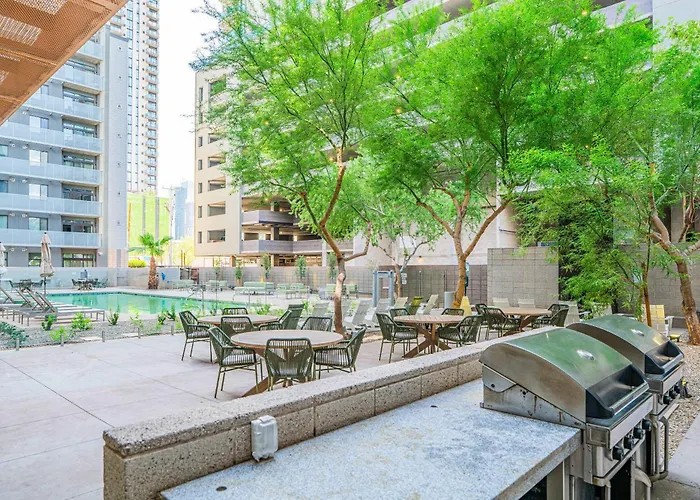 Apartment Luxury At Dt Phx Balcony Pool Gym Parking Wd