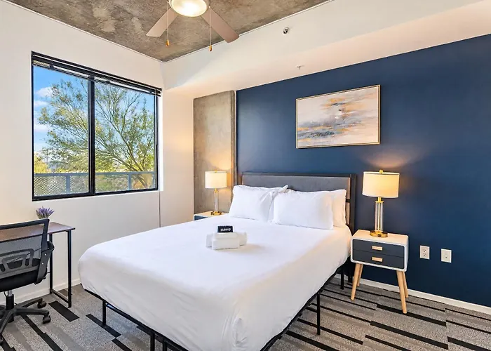 Luxury At Dt Phx Balcony Pool Gym Parking Wd Apartment *